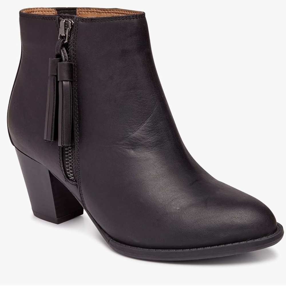 Vionic Women's Upright Madeline Ankle Boot Leather Chocolate size 6